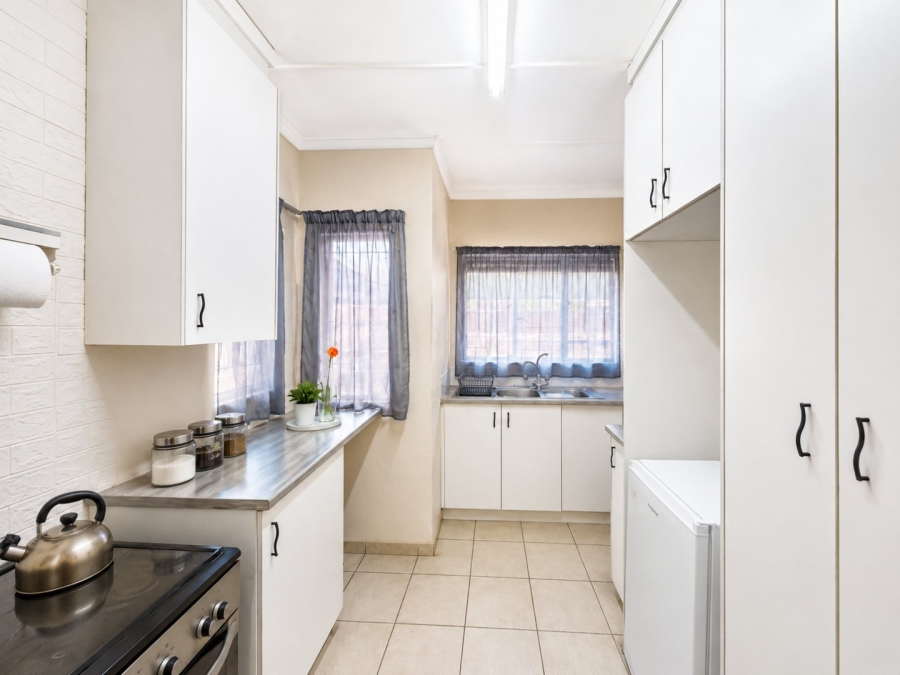 4 Bedroom Property for Sale in Pellissier Free State